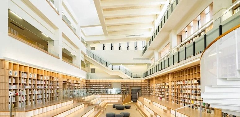 臺東縣立圖書館縱谷館藏閱讀區 圖／臺東縣政府文化處